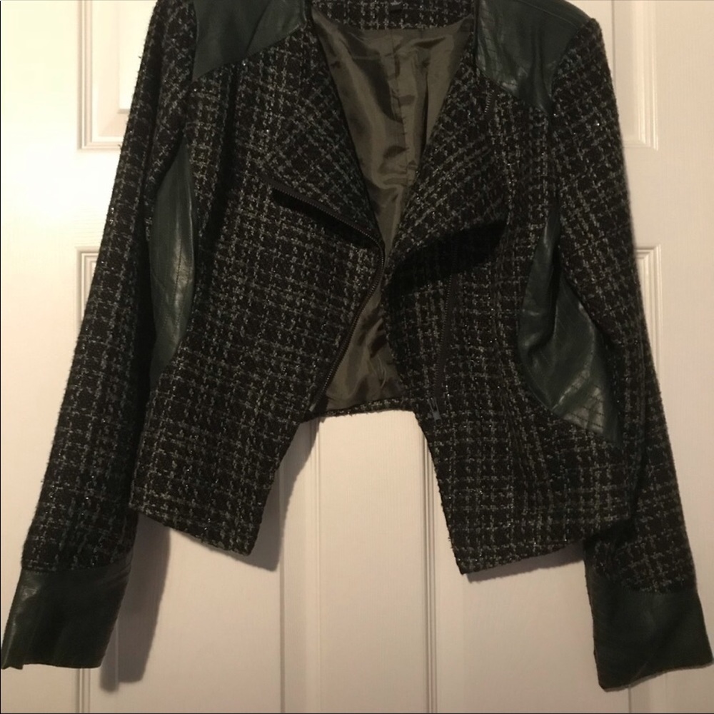 Cute Fall jacket - Picture 6 of 6
